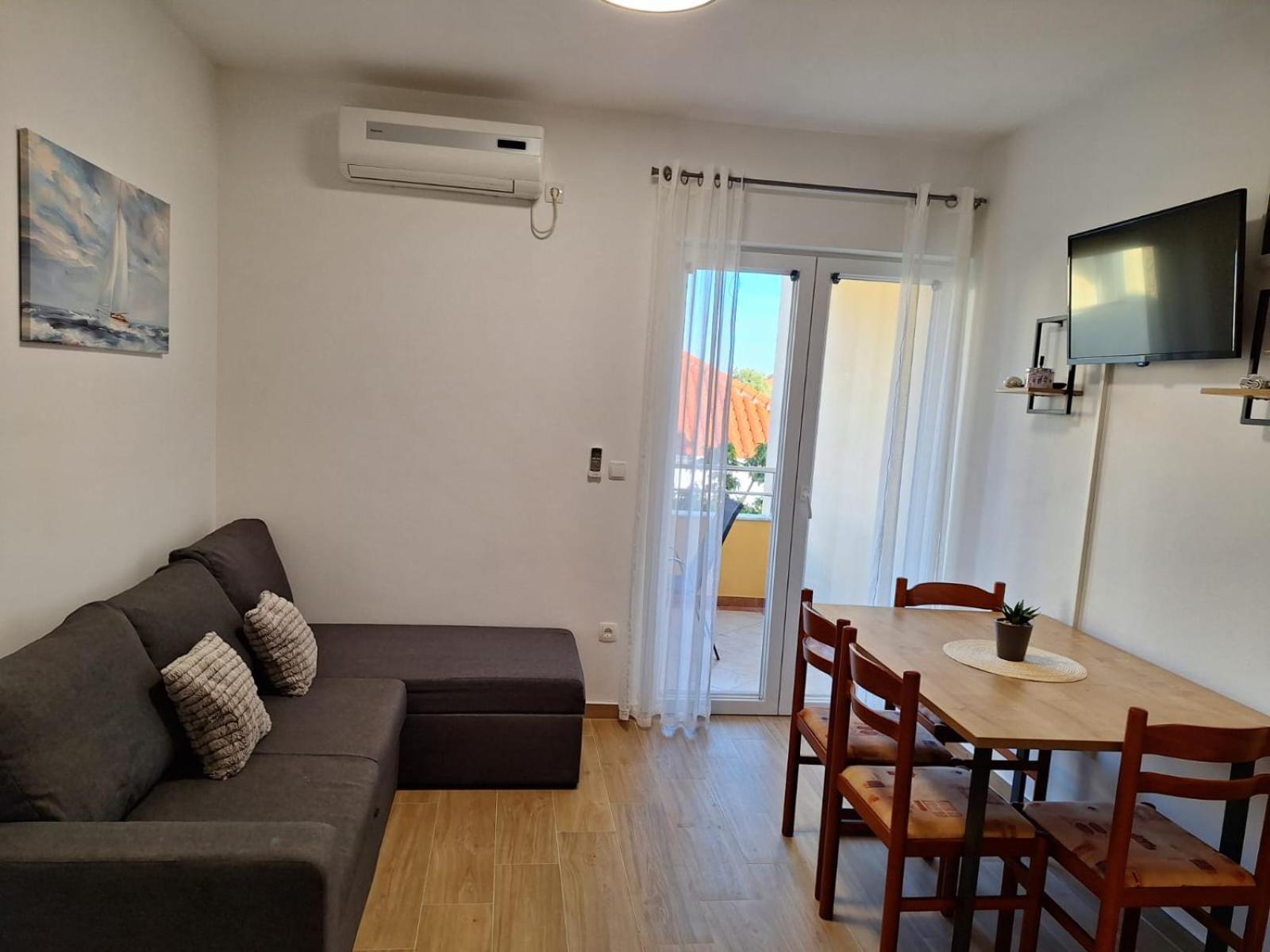 Apartmani Marino プリヴラカ エクステリア 写真