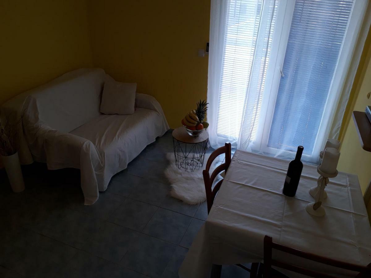 Apartmani Marino プリヴラカ エクステリア 写真