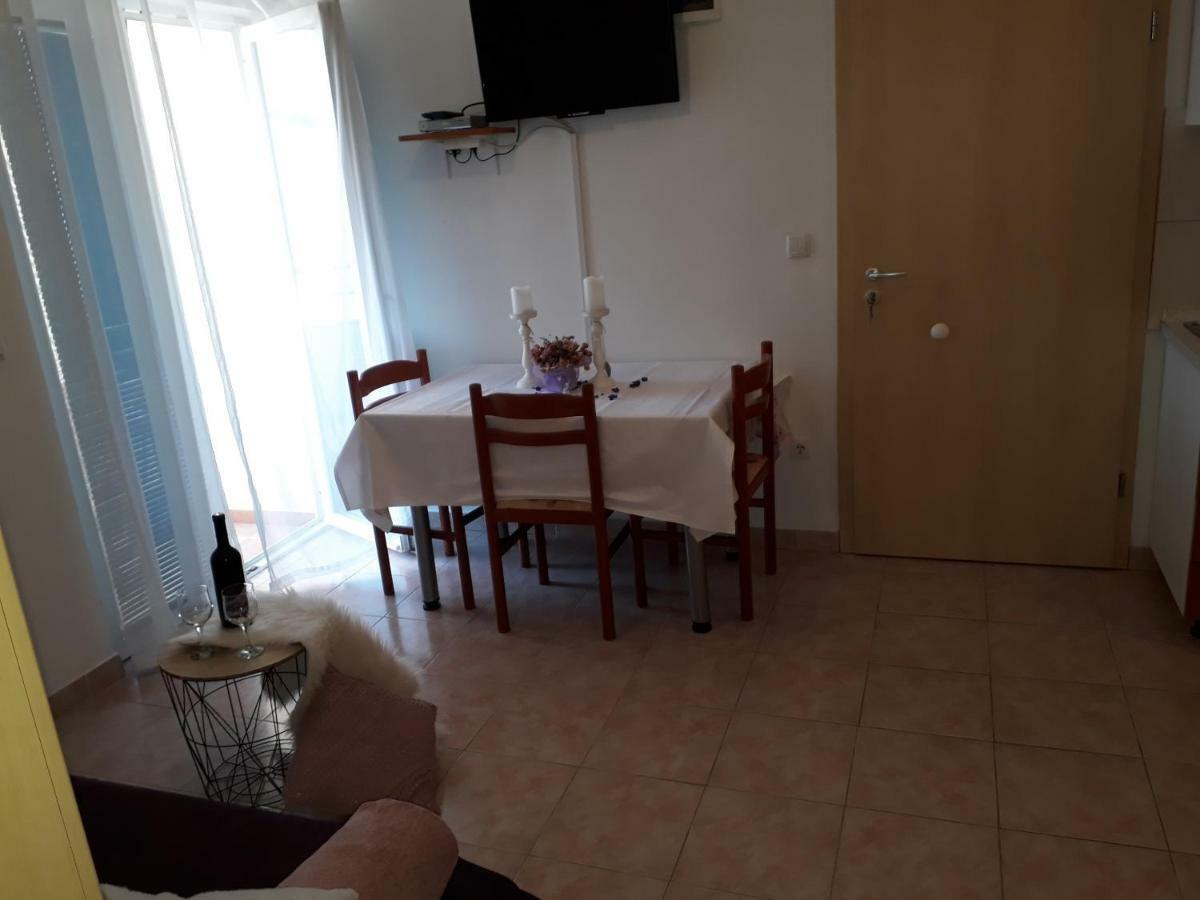 Apartmani Marino プリヴラカ エクステリア 写真