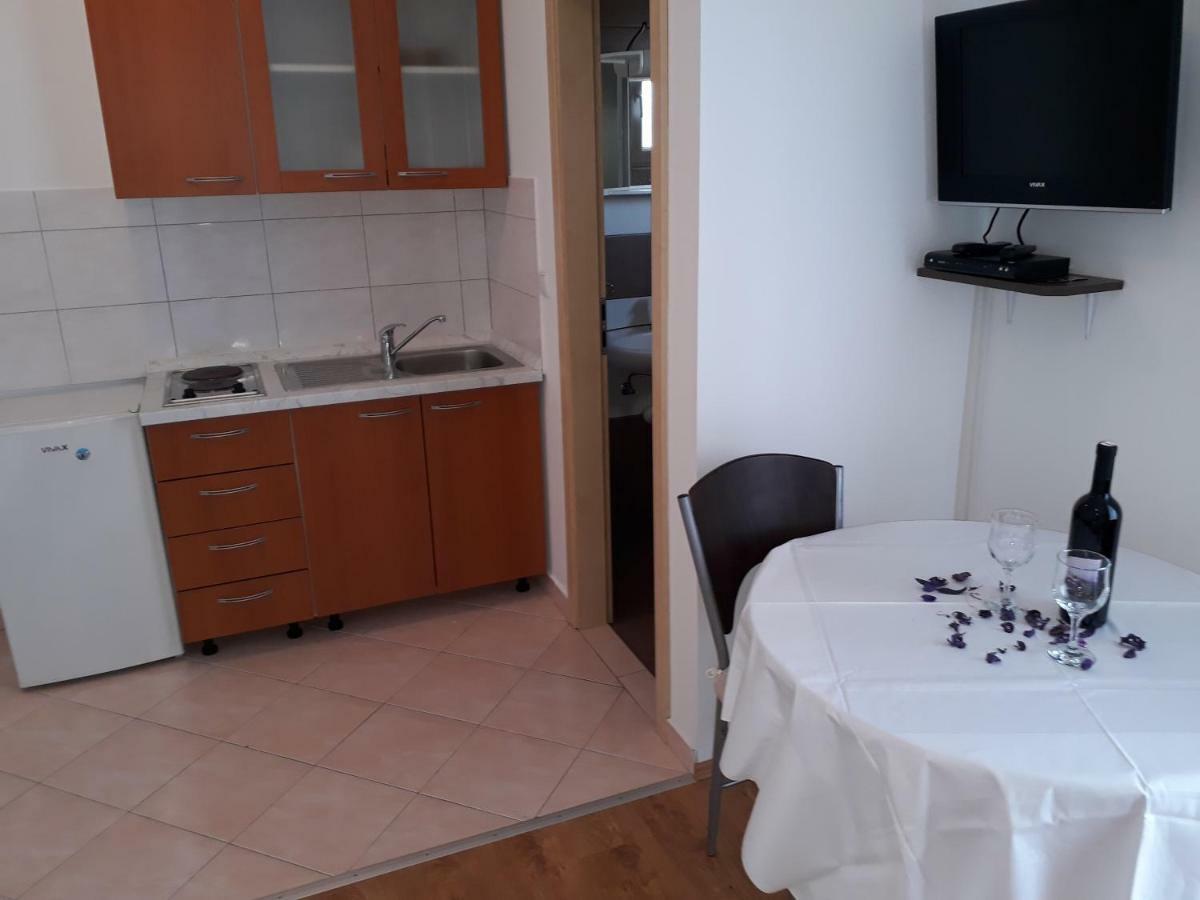 Apartmani Marino プリヴラカ エクステリア 写真