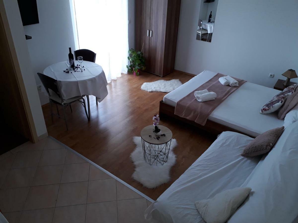 Apartmani Marino プリヴラカ エクステリア 写真