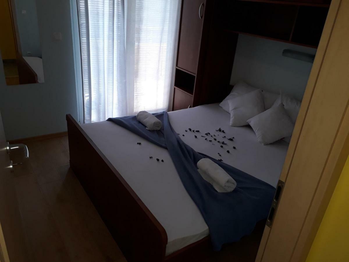 Apartmani Marino プリヴラカ エクステリア 写真