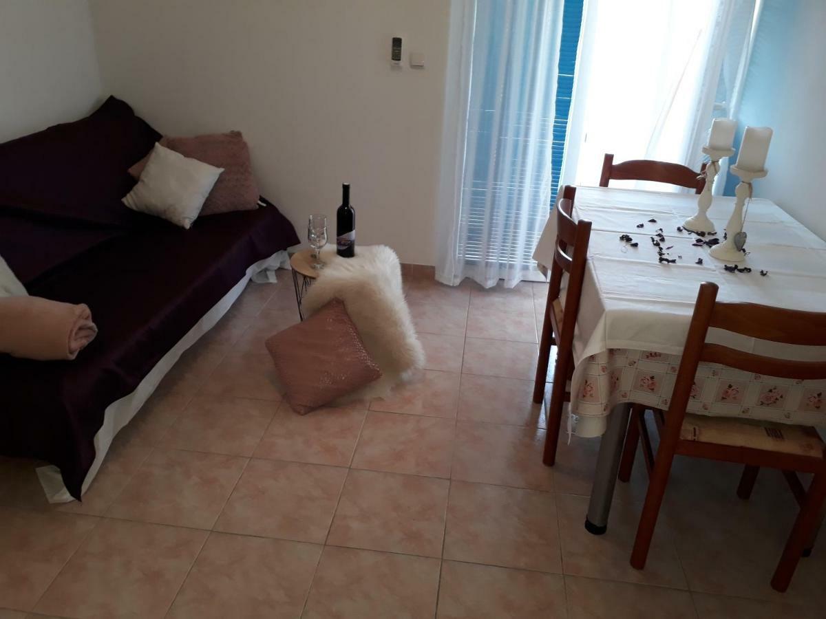 Apartmani Marino プリヴラカ エクステリア 写真