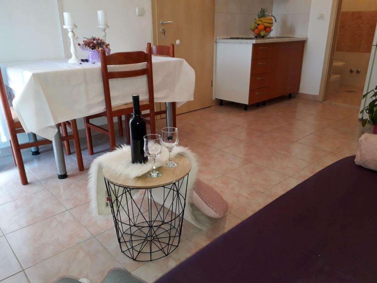Apartmani Marino プリヴラカ エクステリア 写真