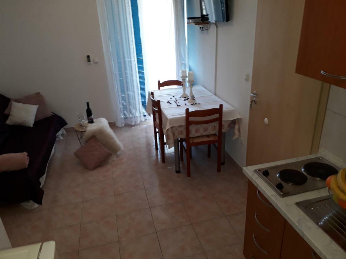 Apartmani Marino プリヴラカ エクステリア 写真