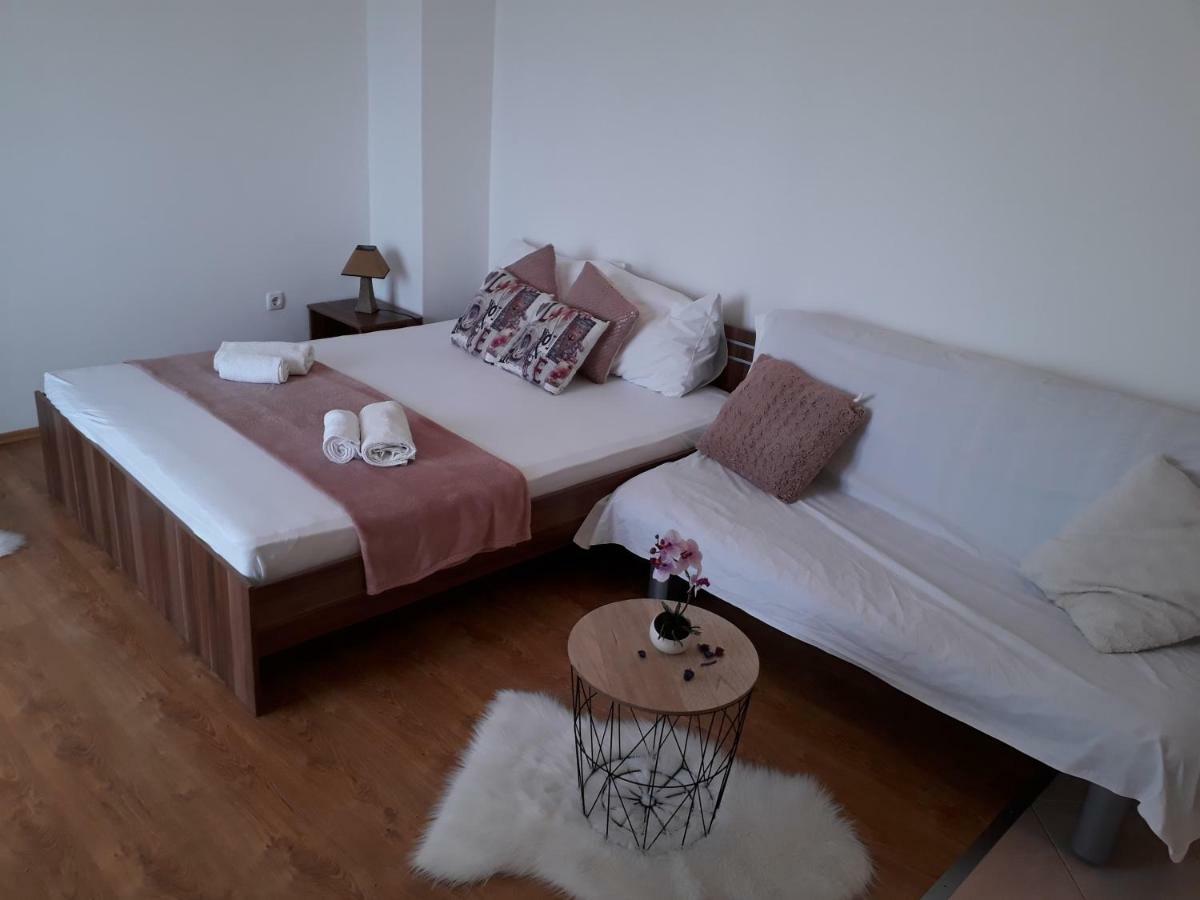 Apartmani Marino プリヴラカ エクステリア 写真